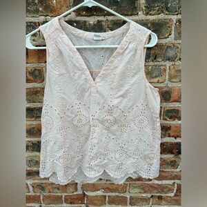 Gap Women’s XS Cotton Eyelet Sleeveless Blouse Scallop Bottom Soft Pink